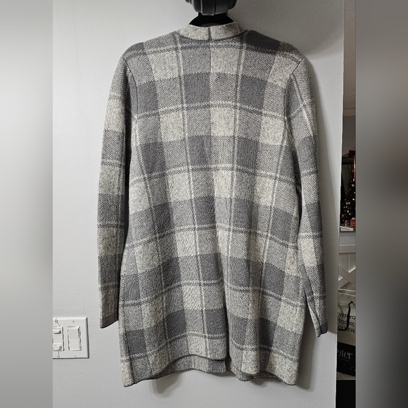 J. Jill Gray Plaid Cardigan Sweater - Picture 7 of 11